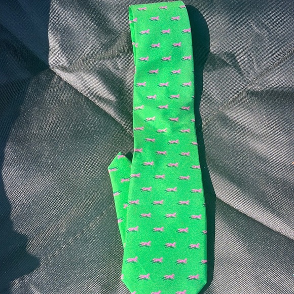 Men’s Vineyard vines custom collection:The Foxfield Races 2013 tie - Picture 1 of 9